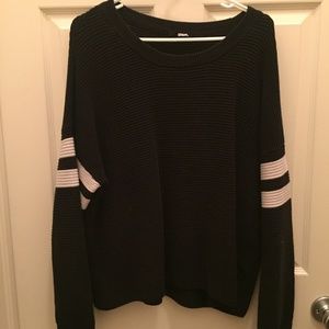 H&M Divided Black and White Ribbed Sweater